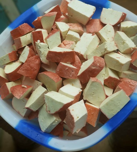 Wagashi cut in cubes