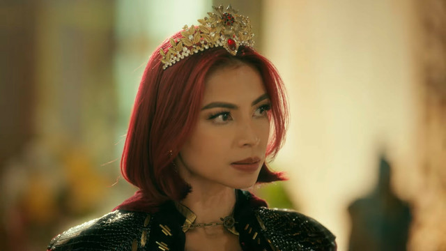 Glaiza De Castro reprising her role as Pirena in the upcoming Philippine fantasy TV series Sang'gre