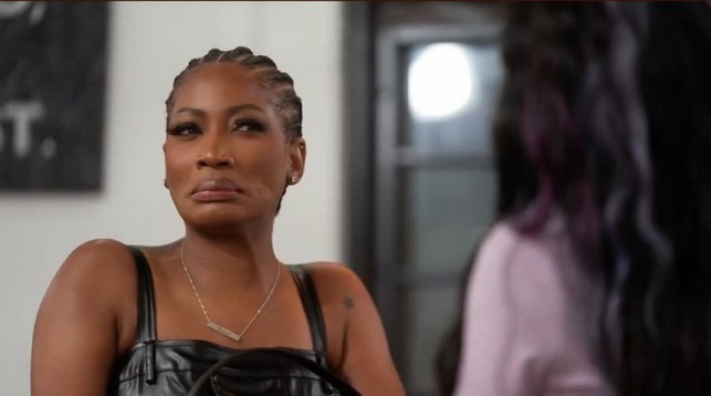 Girl making a face that says “be so serious right now 😭.” You can literally feel the secondhand embarrassment through the screen.